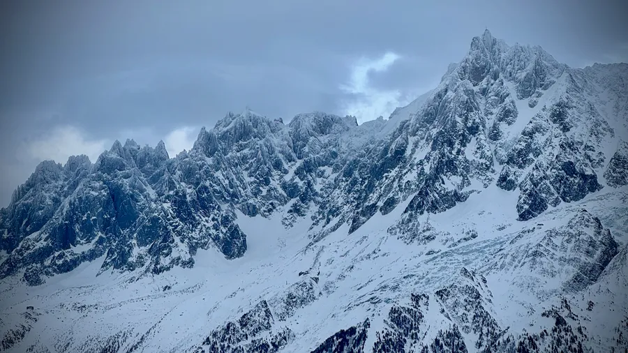Too much snow in the Chamonix valley